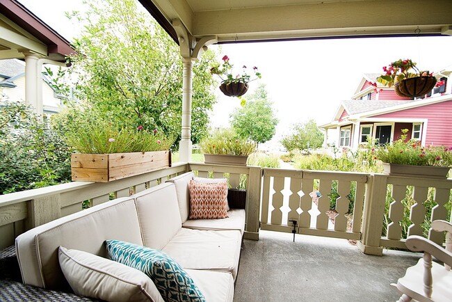 Building Photo - Stylish home in Central Park