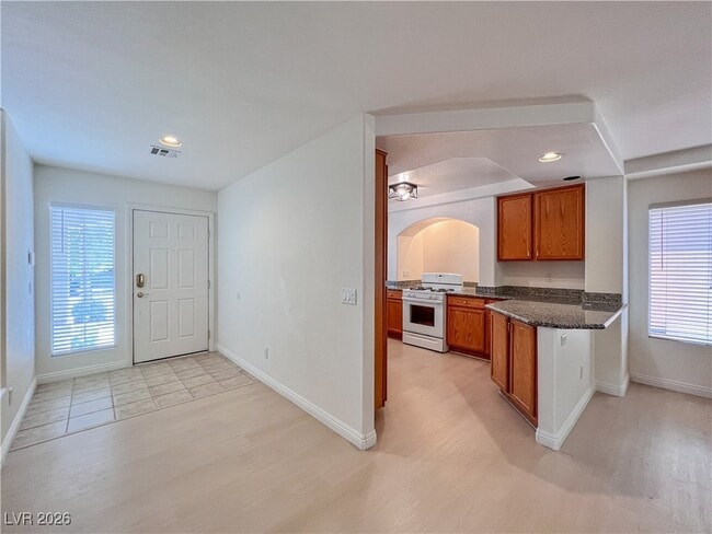 Building Photo - 10789 S Osage Winter St