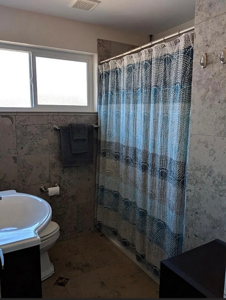 Building Photo - 3640 Jasmine St