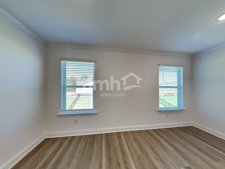 Building Photo - 1144 Livengood Wy