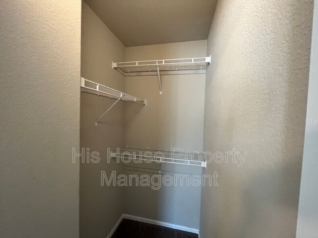 Building Photo - 5551 W 29th St