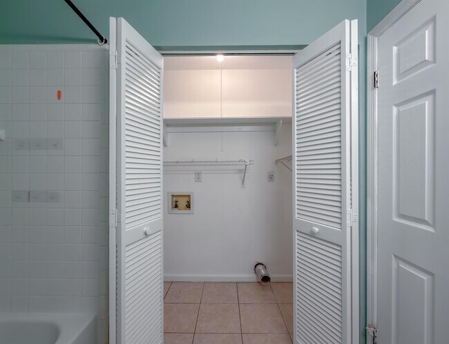 Building Photo - 1801 Meriadoc Rd