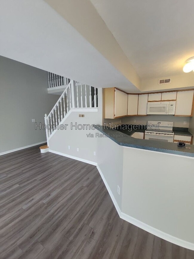 Building Photo - 1563 Brookfield Cir