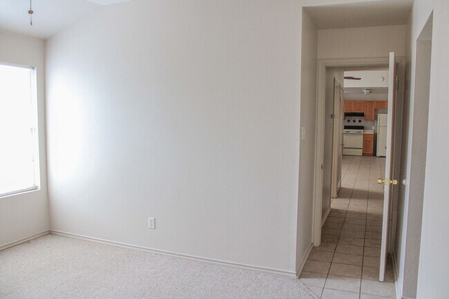 Building Photo - 12214 Maverick Bluff St