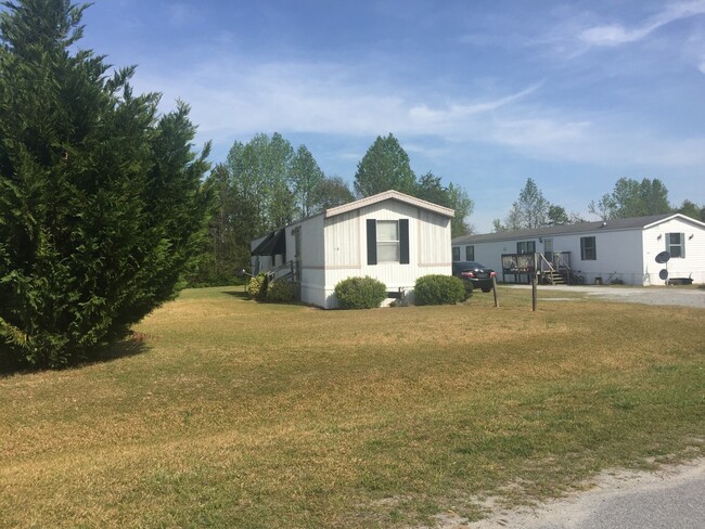 Primary Photo - 2 Bedroom Singlewide near Pinetops Hilltop...