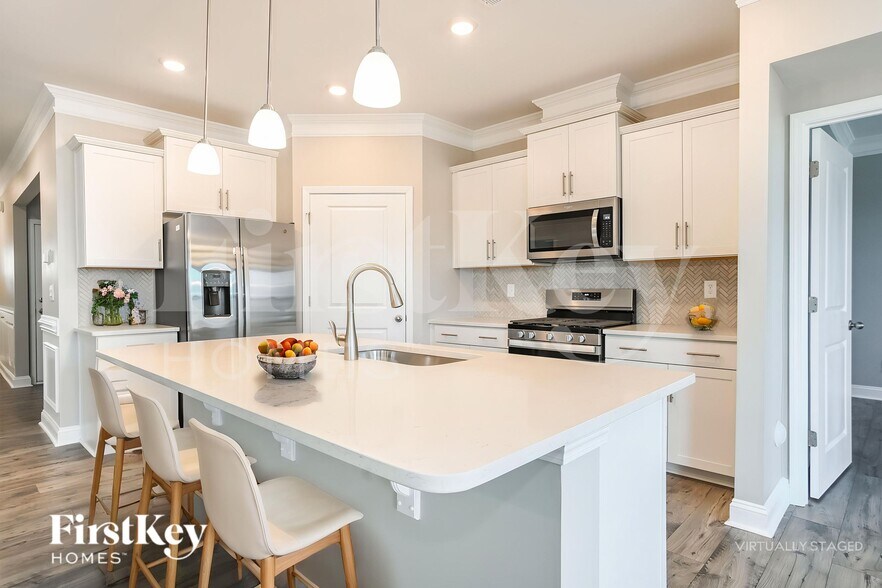 Building Photo - 126 Ari Ave