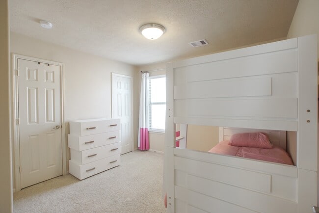 Building Photo - 166 Tortoise Creek Way