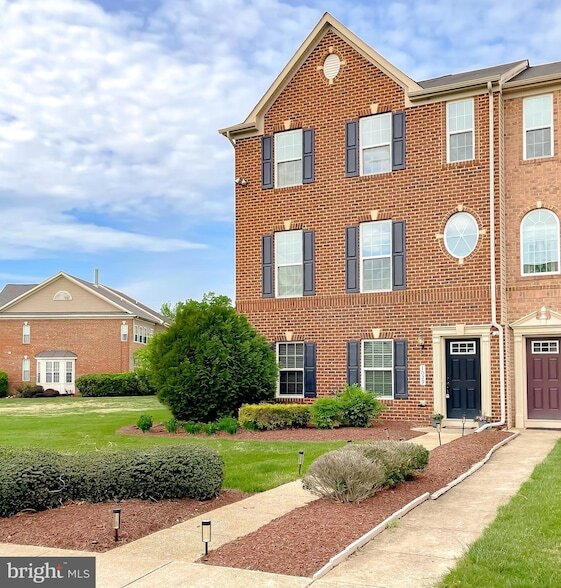 Building Photo - 1029 Agricopia Dr