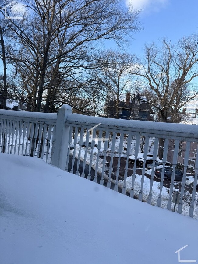 Building Photo - Nice 3 bed in Brighton