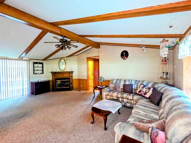 Building Photo - Pristine Retro Gem! Available now on premium corner lot in Easley