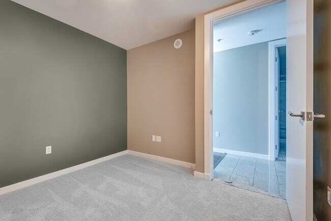 Building Photo - The Martin 1607-City/Strip Views from this Stunning 2Bd/2Ba Residence