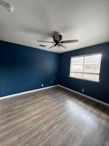 Building Photo - 2618 Dove Crossing Dr