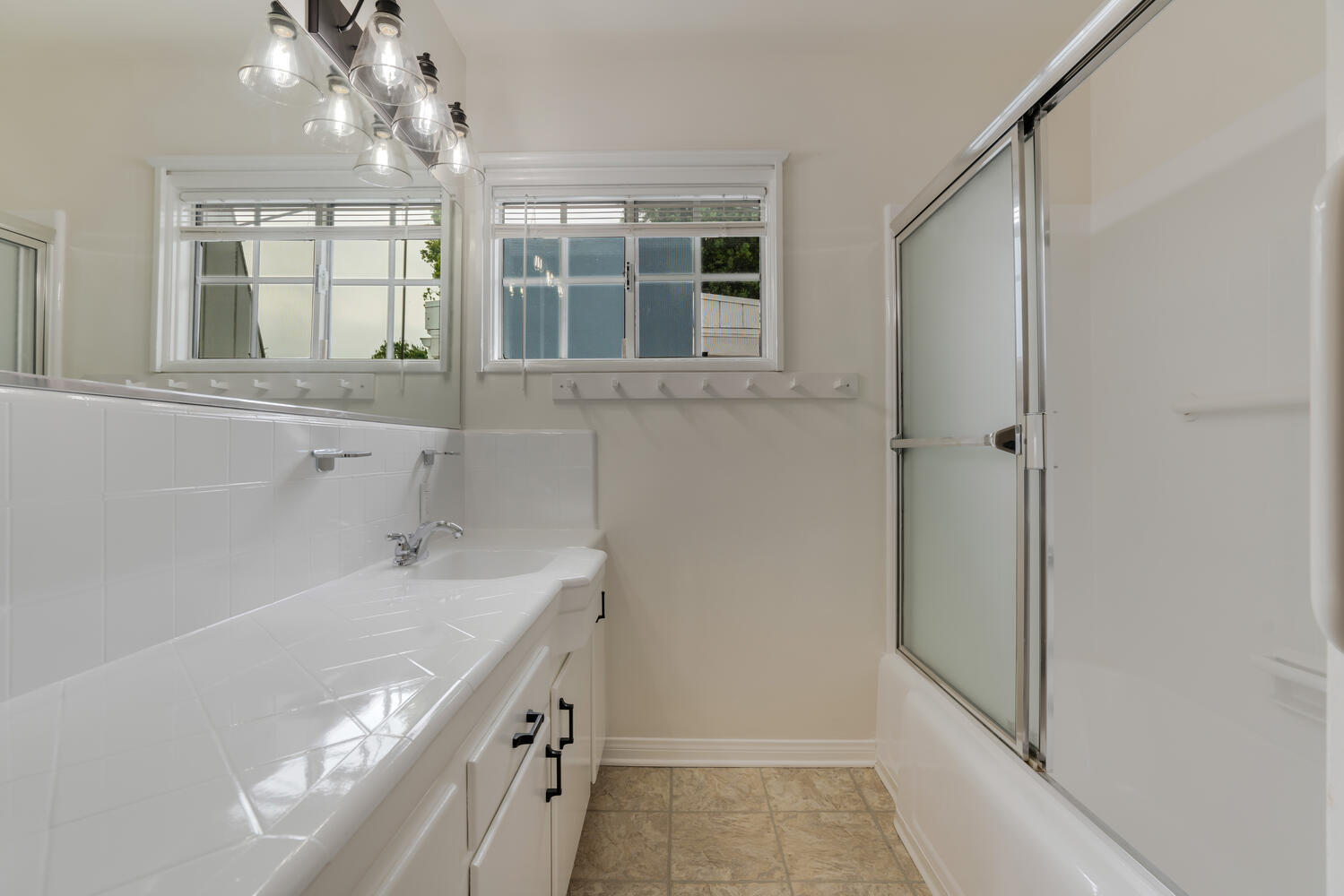 tub and shower - 5534 Kester Ave
