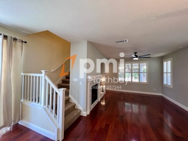 Building Photo - 1060 Villaggio Cir