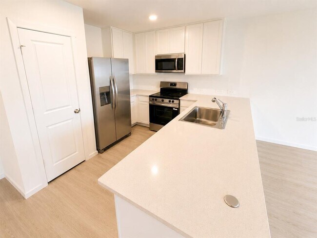Building Photo - 3171 Totem Rd