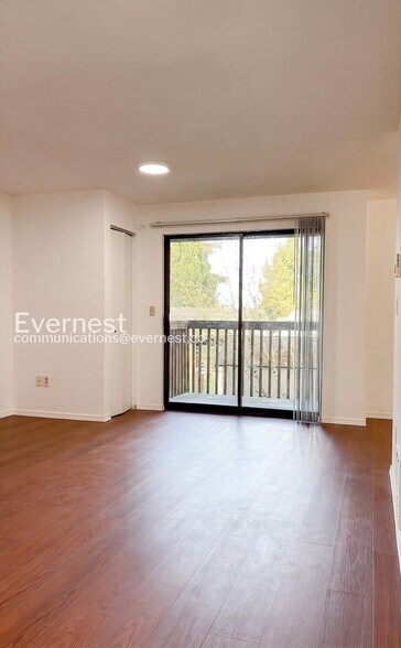 Building Photo - 1033 SW 148th St