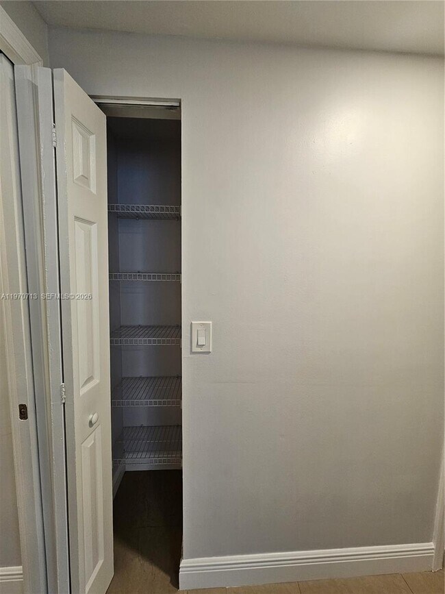 Building Photo - 2351 W Preserve Way