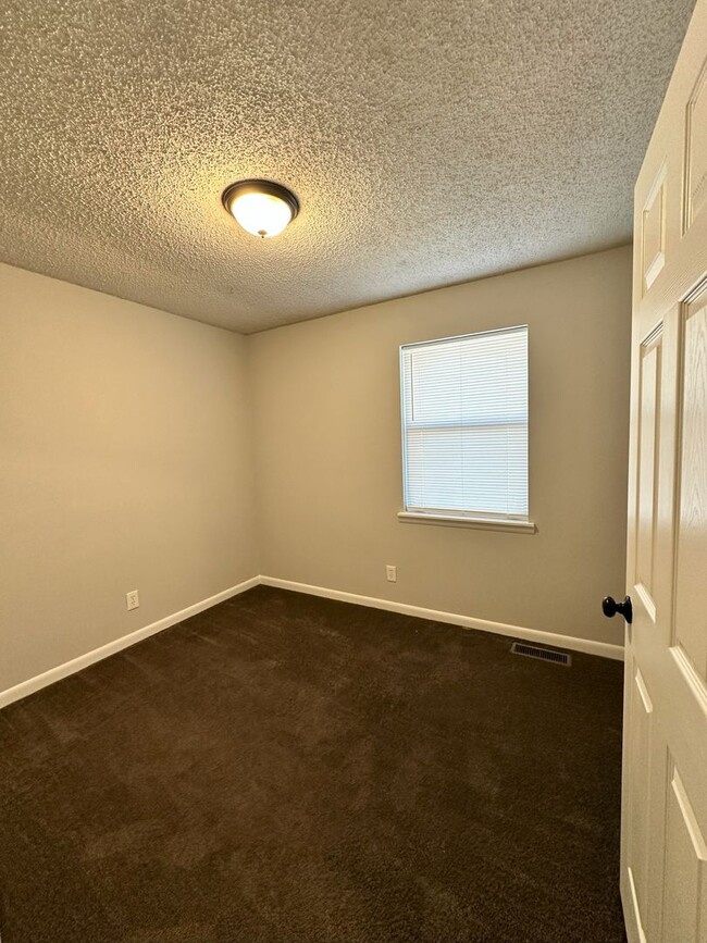 Building Photo - Come Home To Five Points!