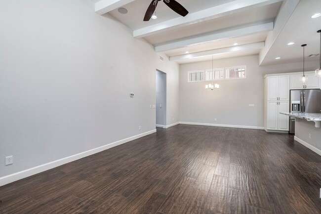 Building Photo - Gorgeous and spacious home in Gilbert, AZ!