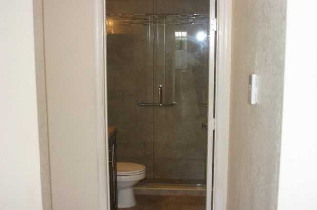 Building Photo - 7588 Parkside Ln