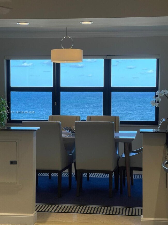 Building Photo - 4900 N Ocean Blvd