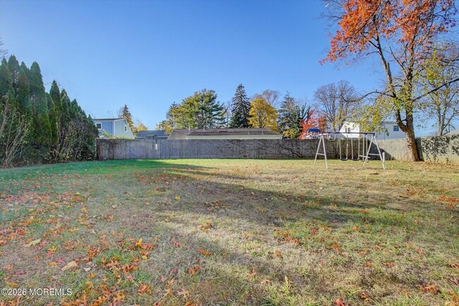 Building Photo - 972 Woodgate Ave