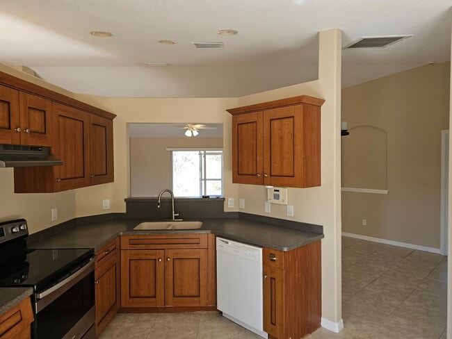 Building Photo - Welcome Home