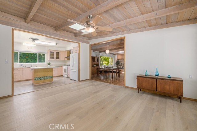 Building Photo - 5065 Casa Dr