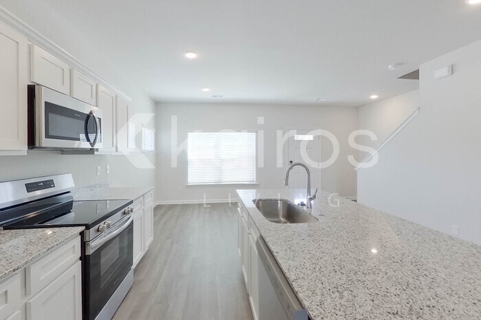 Building Photo - 2477 Banyon Cir