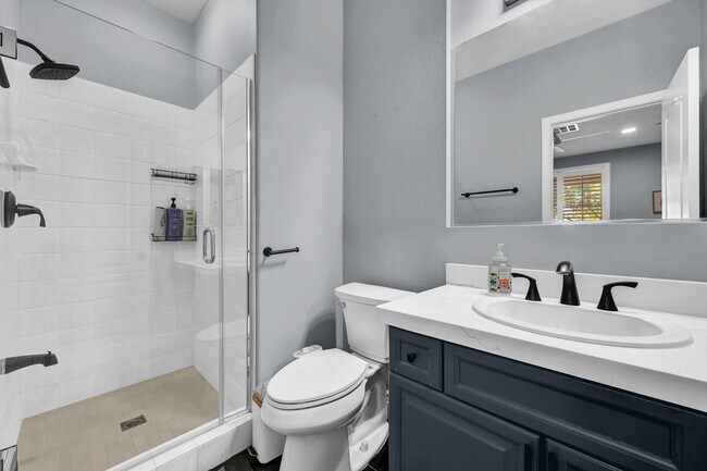 Building Photo - 1289 Vietti St