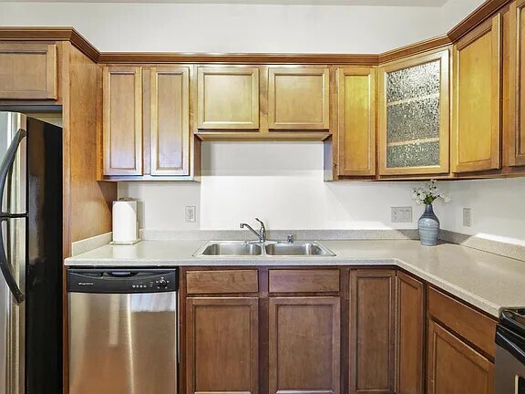 Building Photo - 8253 Mayo Dr