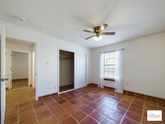 Building Photo - Single Level, single family home Available...