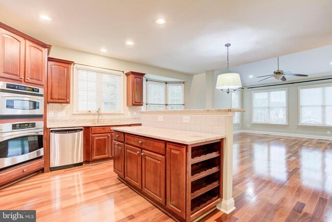 Building Photo - 6143 Ferrier Ct