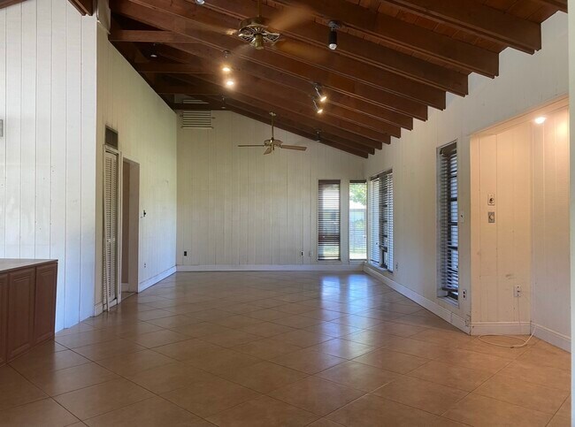 Building Photo - 9480 SW 134th St