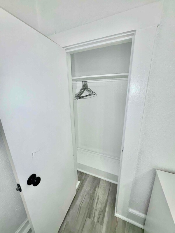 Building Photo - 1211 E 18th Ave