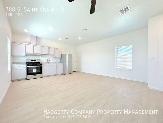 Building Photo - 708 St Vrain St