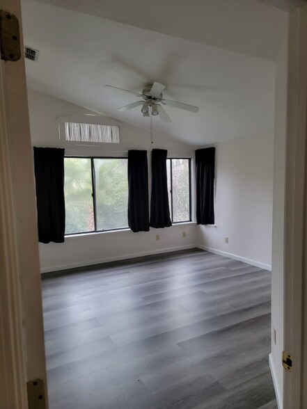 Building Photo - 5116 Lady Di Way