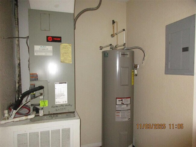 Building Photo - 2325 Prime Cir