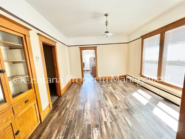 Building Photo - Great 3 Bedroom near Tech!