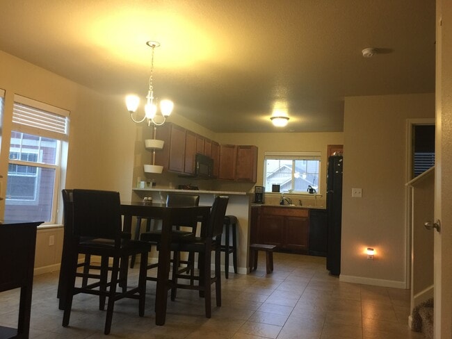 Building Photo - Amazing Castle Rock Views found in this 3 ...