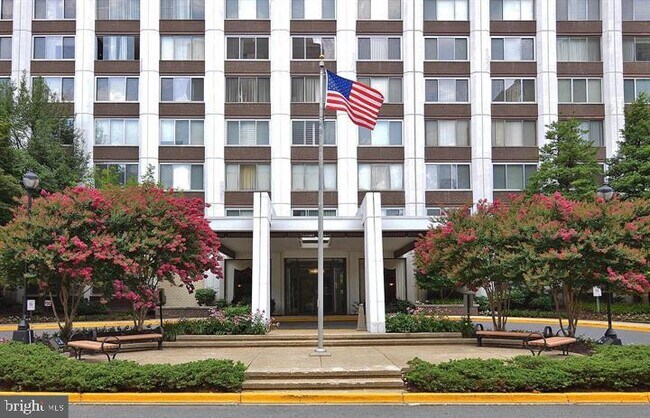 Building Photo - 11801 Rockville Pike