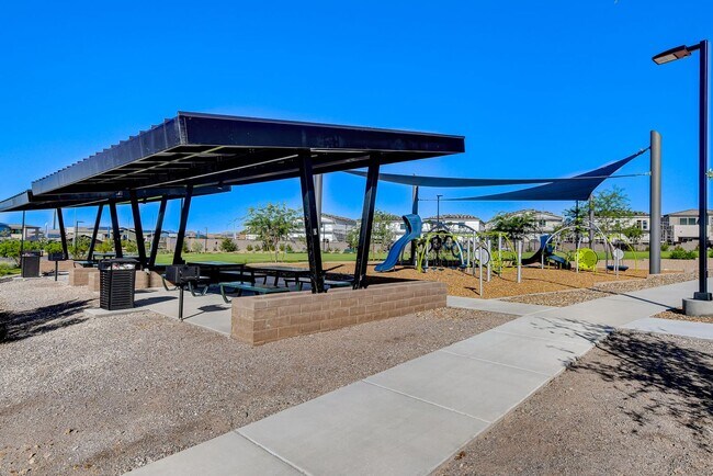Building Photo - Single Story 3 Bedroom Home in Henderson!