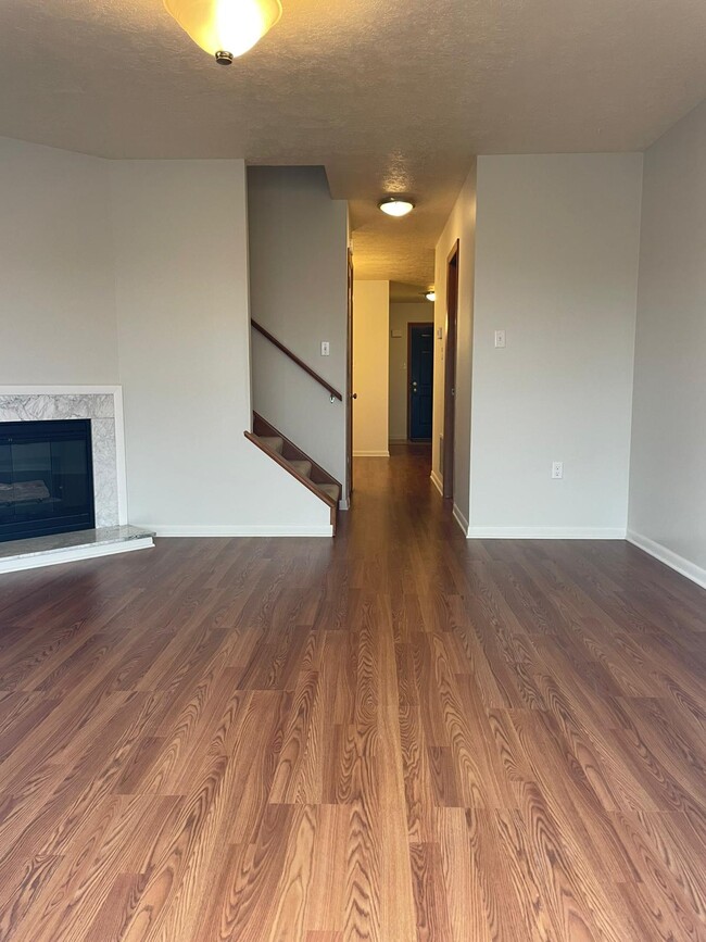 Building Photo - 155 Westfield Dr