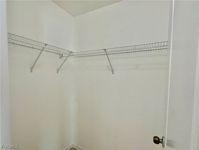 Building Photo - 2015 Xelda Ave N