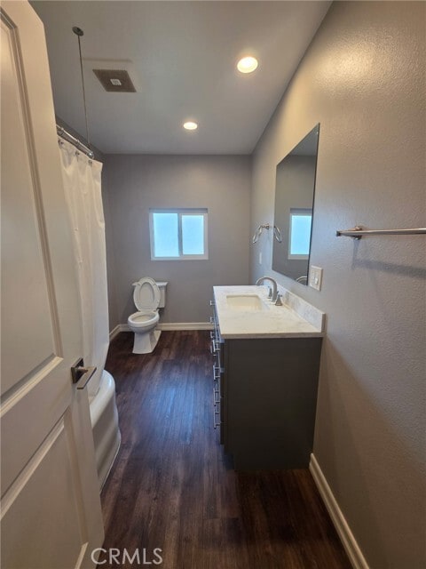 Building Photo - 9556 E Live Oak Ave