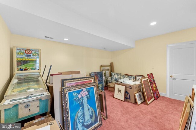 Building Photo - 8541 Old Dominion Dr