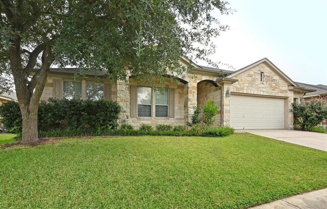 Primary Photo - 138 Tranquility Mountain