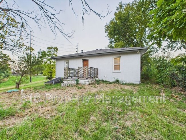 Building Photo - 3469 N 27th St