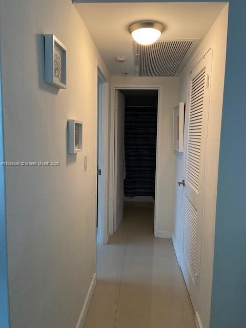 Building Photo - 3001 S Ocean Dr