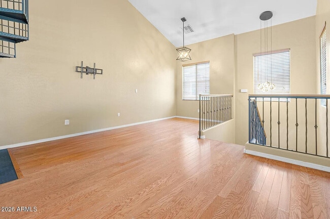 Building Photo - 751 N Port Dr